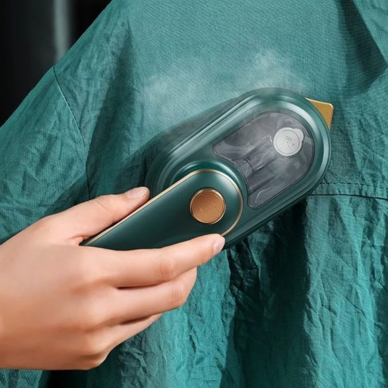 Mini Ferro de Passar Roupas a Vapor Bivolt Portátil 360º